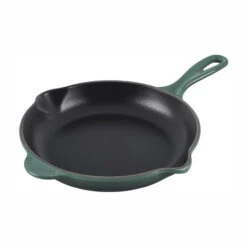 Le Creuset Traditional Skillet - 9" -Napoleon Shop L2024 23795