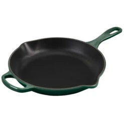Le Creuset Signature Skillet - 10 1/4" 17 Le Creuset Signature Skillet - 10 1/4" -Napoleon Shop LS2024 26795