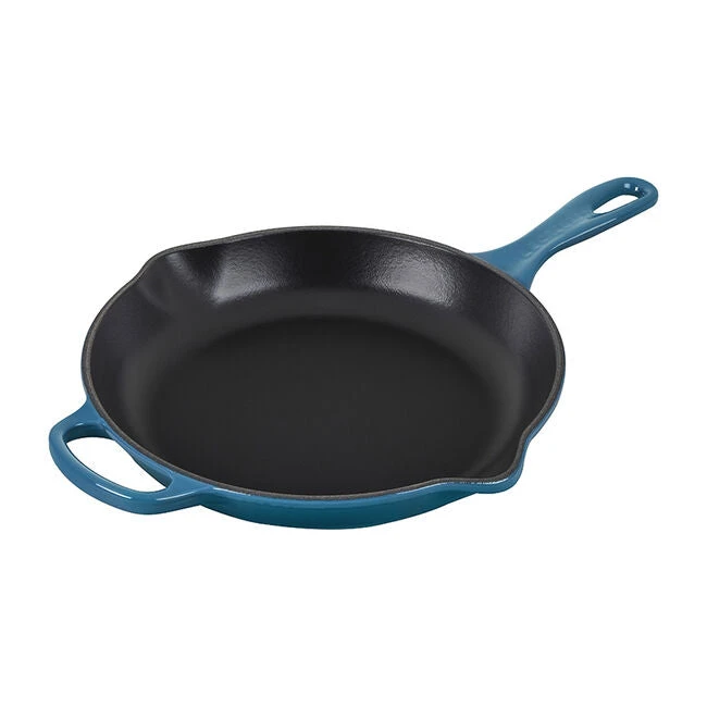 Le Creuset Signature Skillet - 10 1/4" 12 Le Creuset Signature Skillet - 10 1/4" - Image 12
