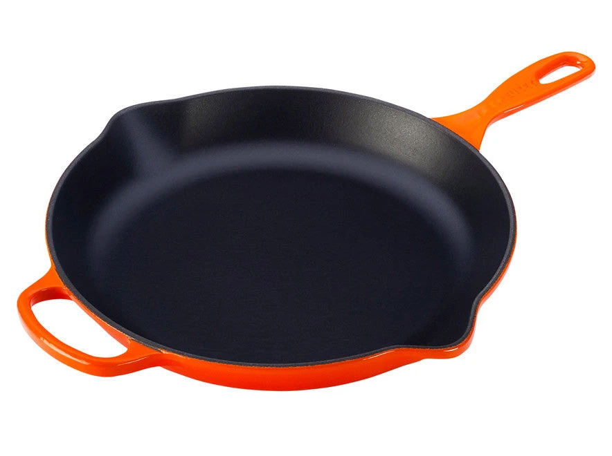 Le Creuset Signature Skillet - 11 3/4" 6 Le Creuset Signature Skillet - 11 3/4" - Image 6