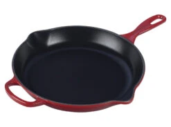 Le Creuset Signature Skillet - 11 3/4" 11 Le Creuset Signature Skillet - 11 3/4" -Napoleon Shop LS2024 3067