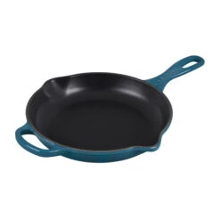 Le Creuset Signature Skillet - 9" -Napoleon Shop RS11863 LS2024 237D