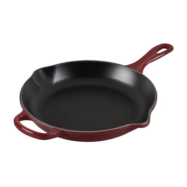 Le Creuset Signature Skillet - 10 1/4" 13 Le Creuset Signature Skillet - 10 1/4" - Image 13