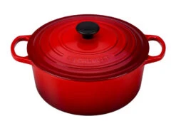 Le Creuset Round Dutch Oven 7 1/4 Qt. 17 Le Creuset Round Dutch Oven 7 1/4 Qt. -Napoleon Shop rs6062 ls2501 2867 scr