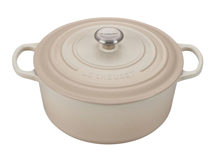 Le Creuset Round Dutch Oven 7 1/4 Qt. 4 Le Creuset Round Dutch Oven 7 1/4 Qt. - Image 4